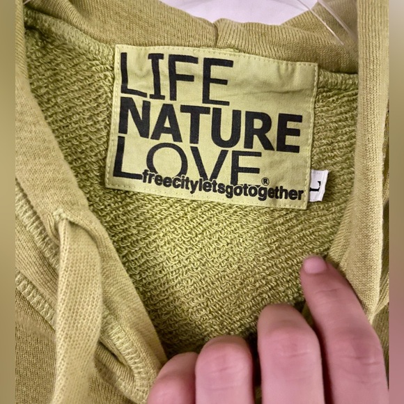 Free City SUPERFLUFF LUX Pullover Hoodie Glowlight Yellow - Picture 6 of 7
